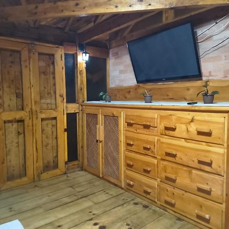 Suite Rustica Aconchego - Com Banheira De Hidromassagem Кампус-ду-Жордан Екстер'єр фото