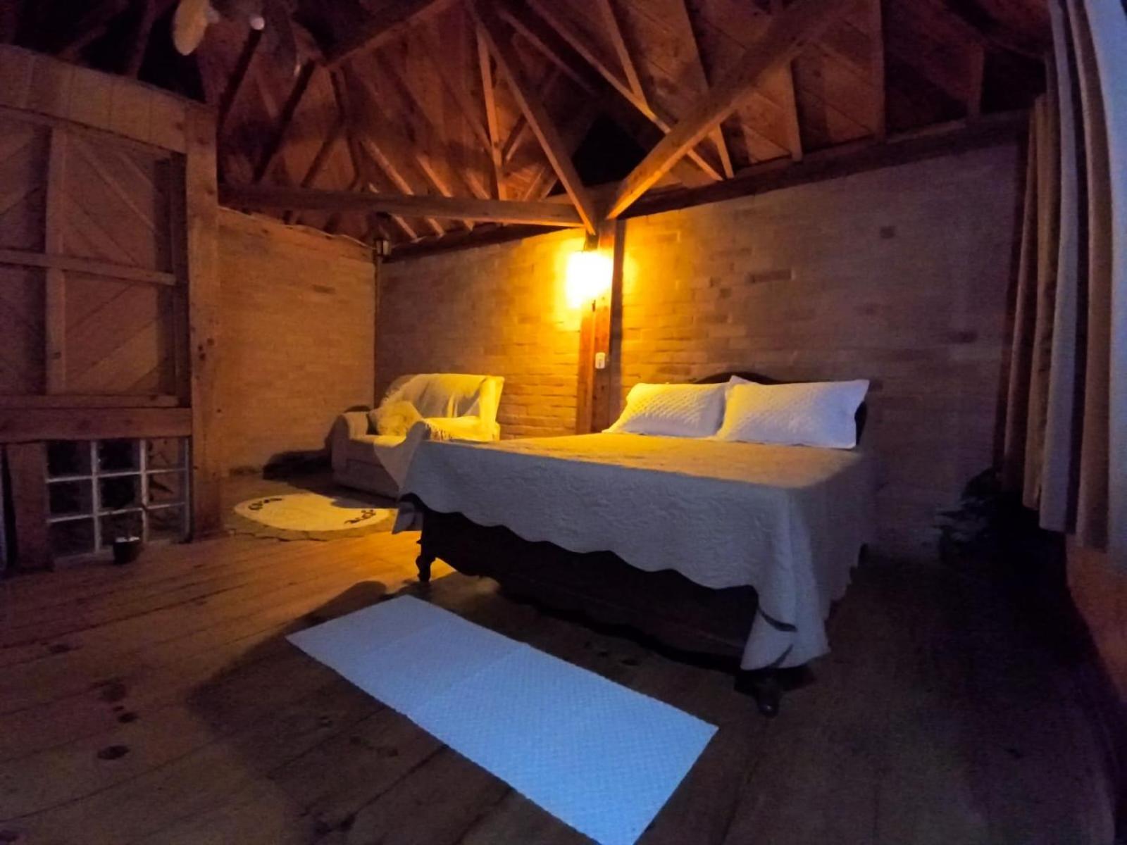 Suite Rustica Aconchego - Com Banheira De Hidromassagem Кампус-ду-Жордан Екстер'єр фото