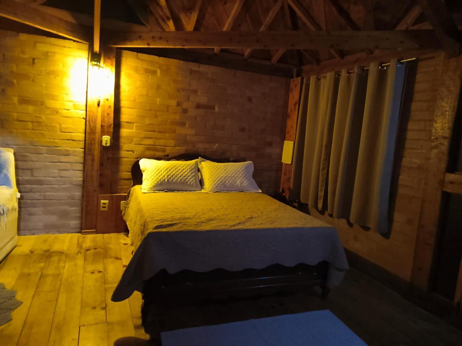 Suite Rustica Aconchego - Com Banheira De Hidromassagem Кампус-ду-Жордан Екстер'єр фото